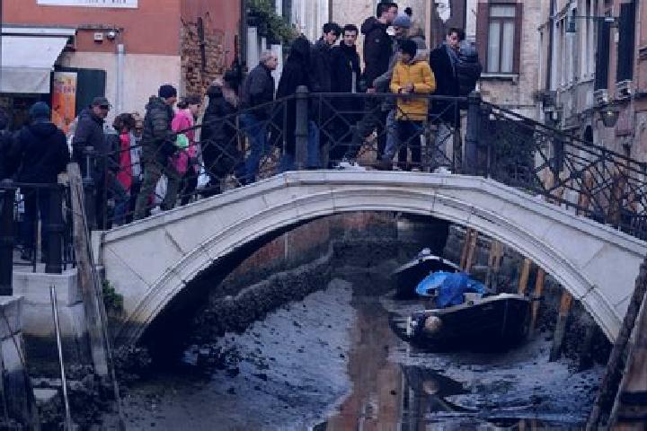 Electronic Roulette (Playtech) slot game