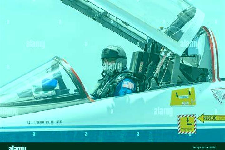 Pool Eight Ball slot